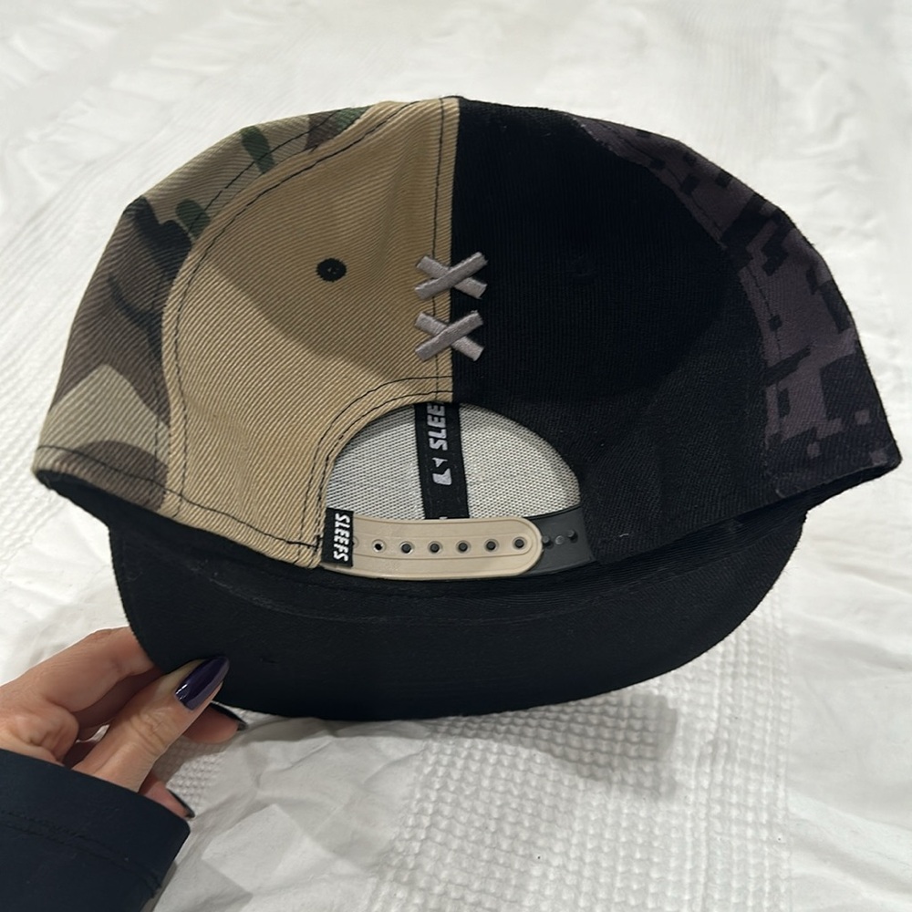 Camo SnapBack - Picture 3 of 5